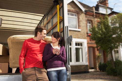Moving day checklist and apartment relocation in Isle of Dogs