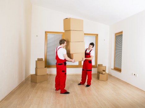 Fragile items wrapped for house removals